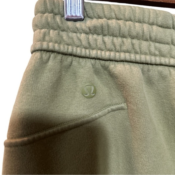 Like New - Lululemon Loungeful High-Rise Wide Leg Cropped Pants - size 4 - Picture 6 of 8